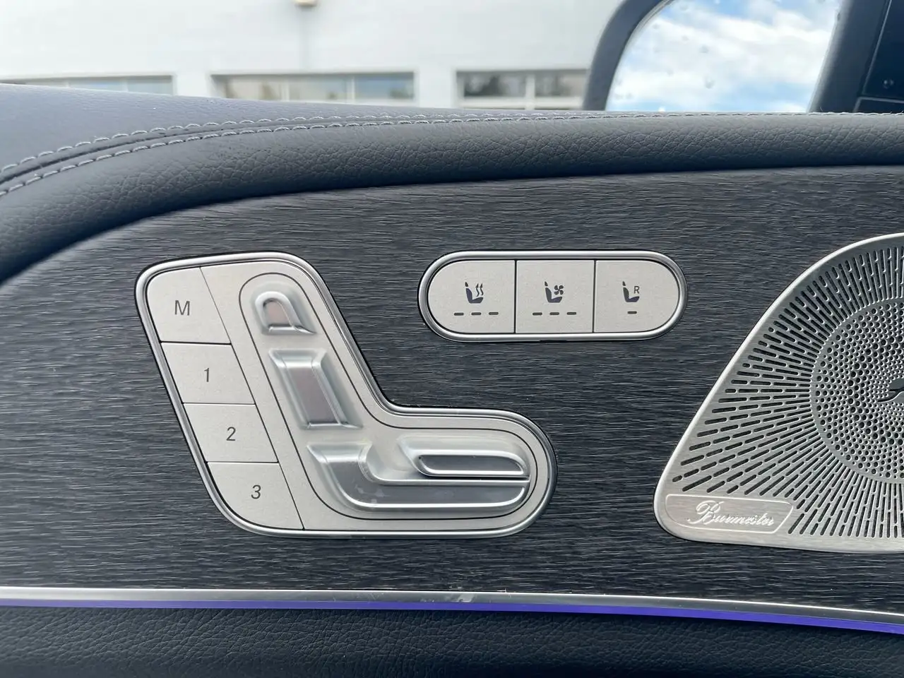 Mercedes-Benz GLE снимка Mercedes-Benz GLE