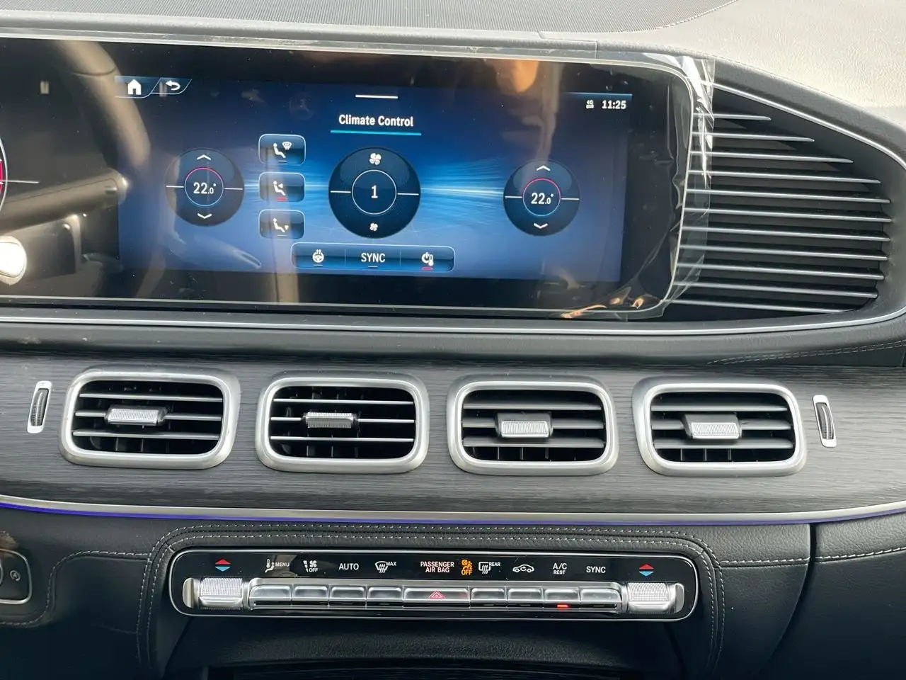 Mercedes-Benz GLE снимка Mercedes-Benz GLE