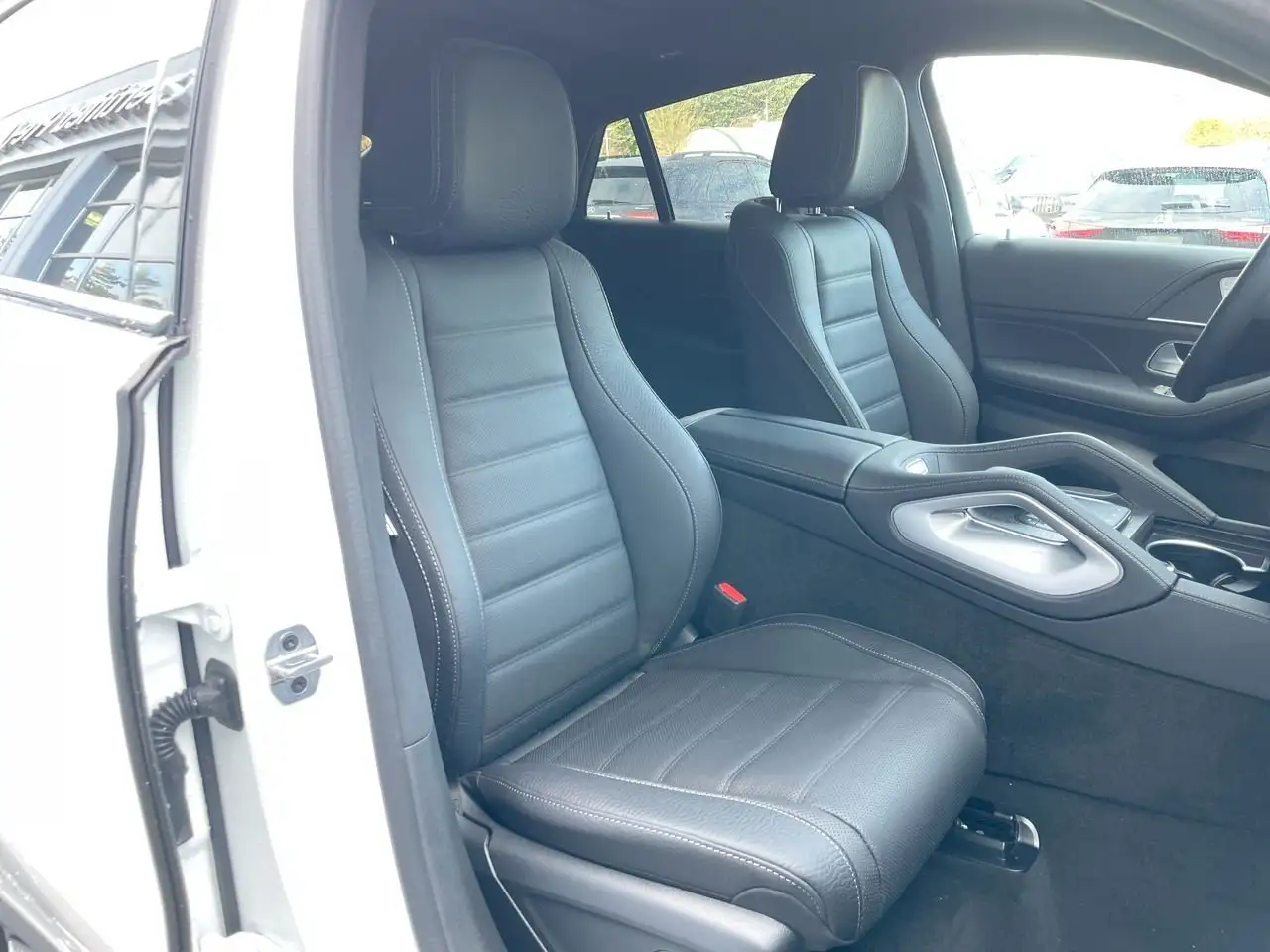 Mercedes-Benz GLE снимка Mercedes-Benz GLE