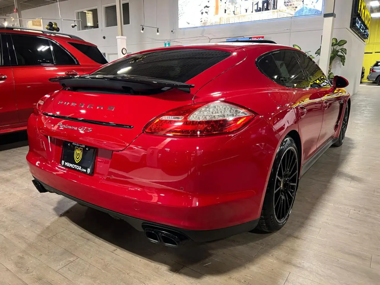 Porsche Panamera снимка Porsche Panamera