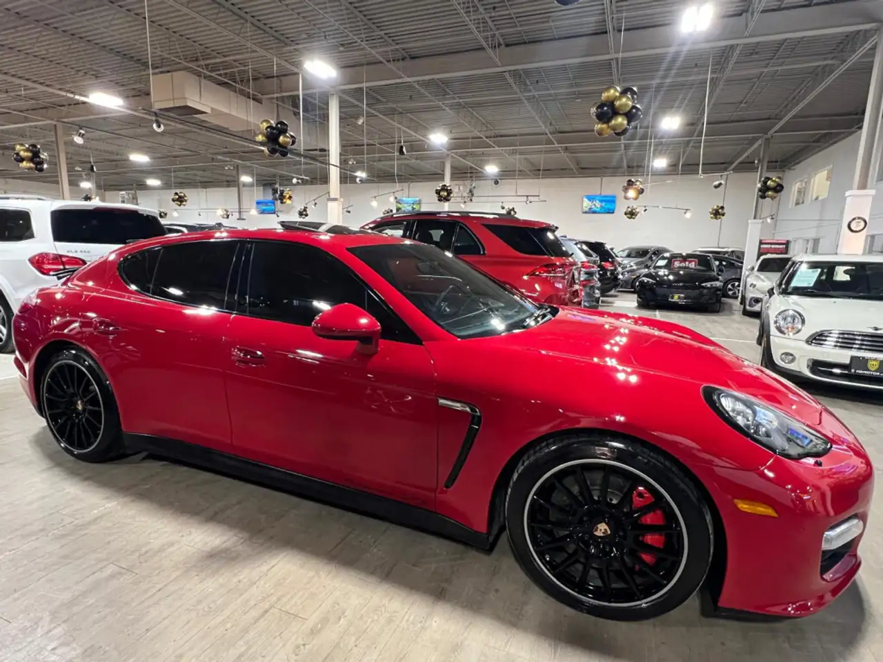 Porsche Panamera снимка Porsche Panamera