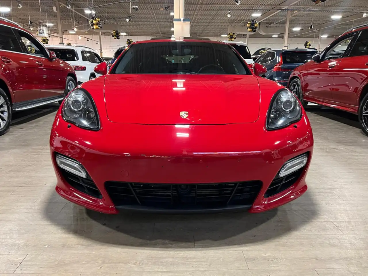 Porsche Panamera снимка Porsche Panamera