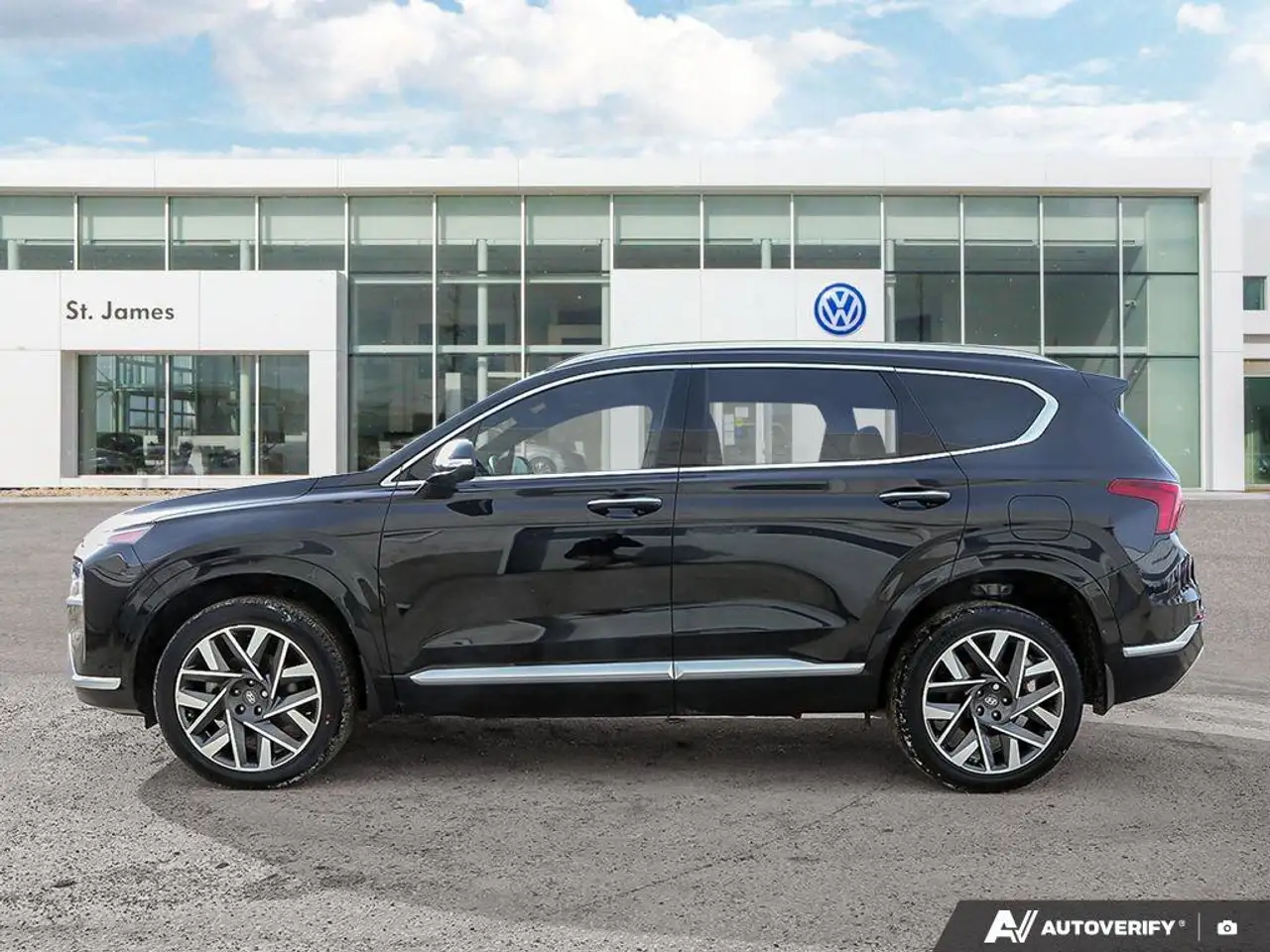 Hyundai SANTA FE photo Hyundai SANTA FE