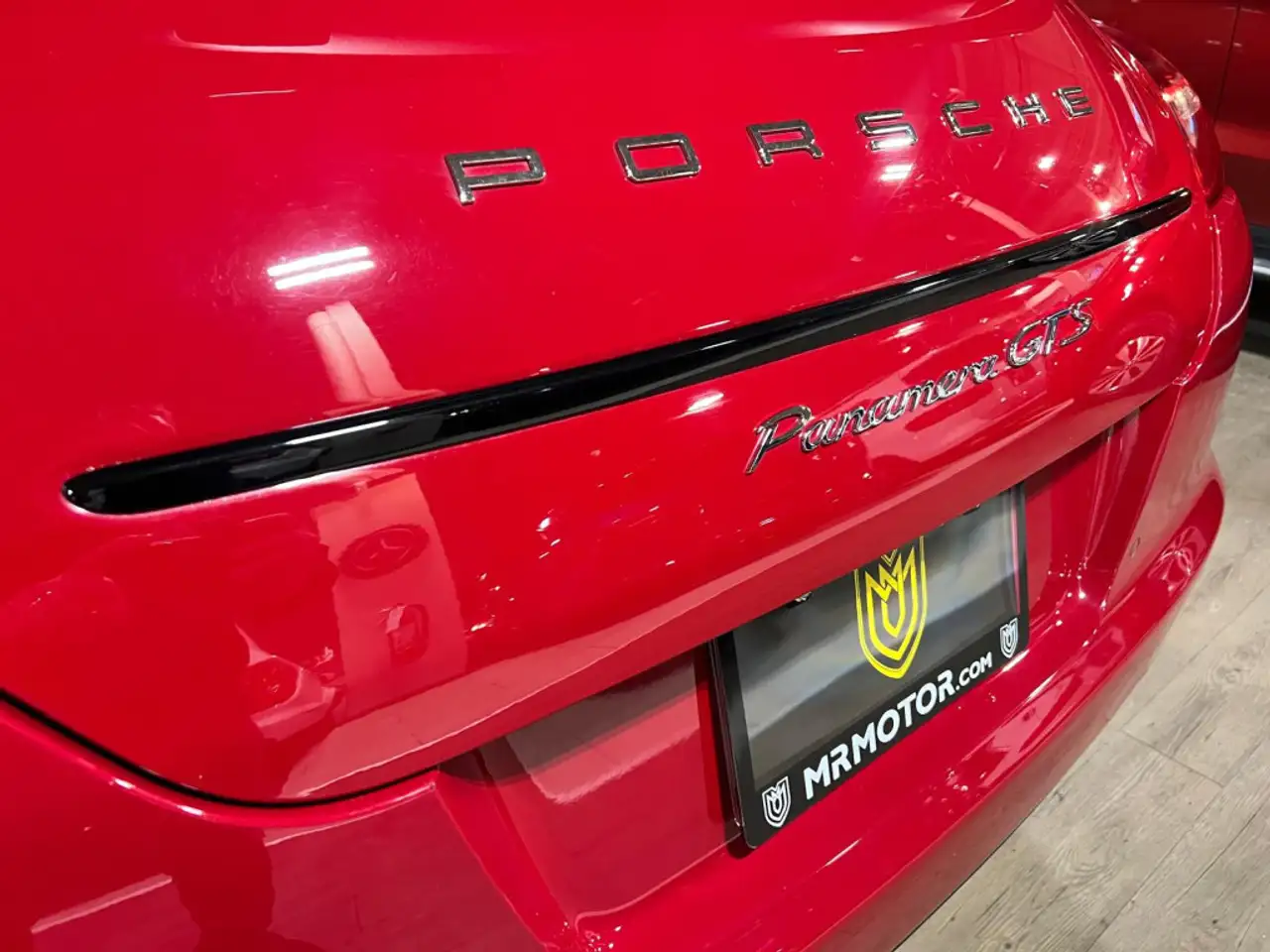 Porsche Panamera снимка Porsche Panamera