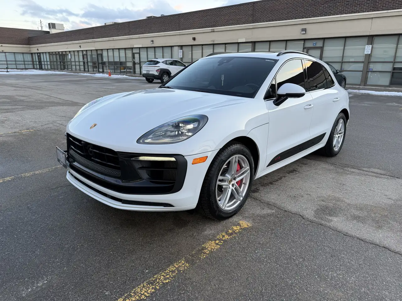 Porsche Macan снимка Porsche Macan
