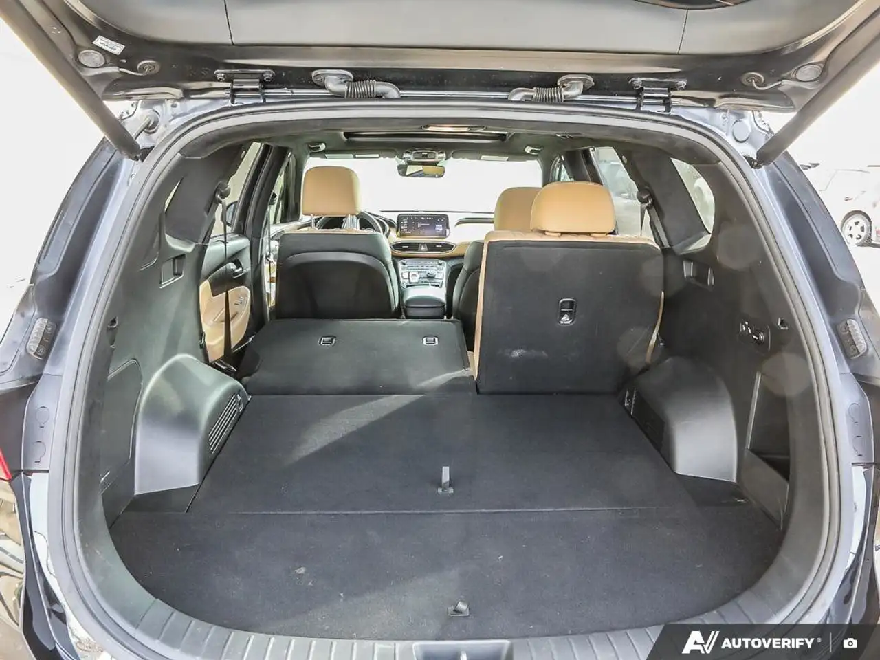 Hyundai SANTA FE photo Hyundai SANTA FE