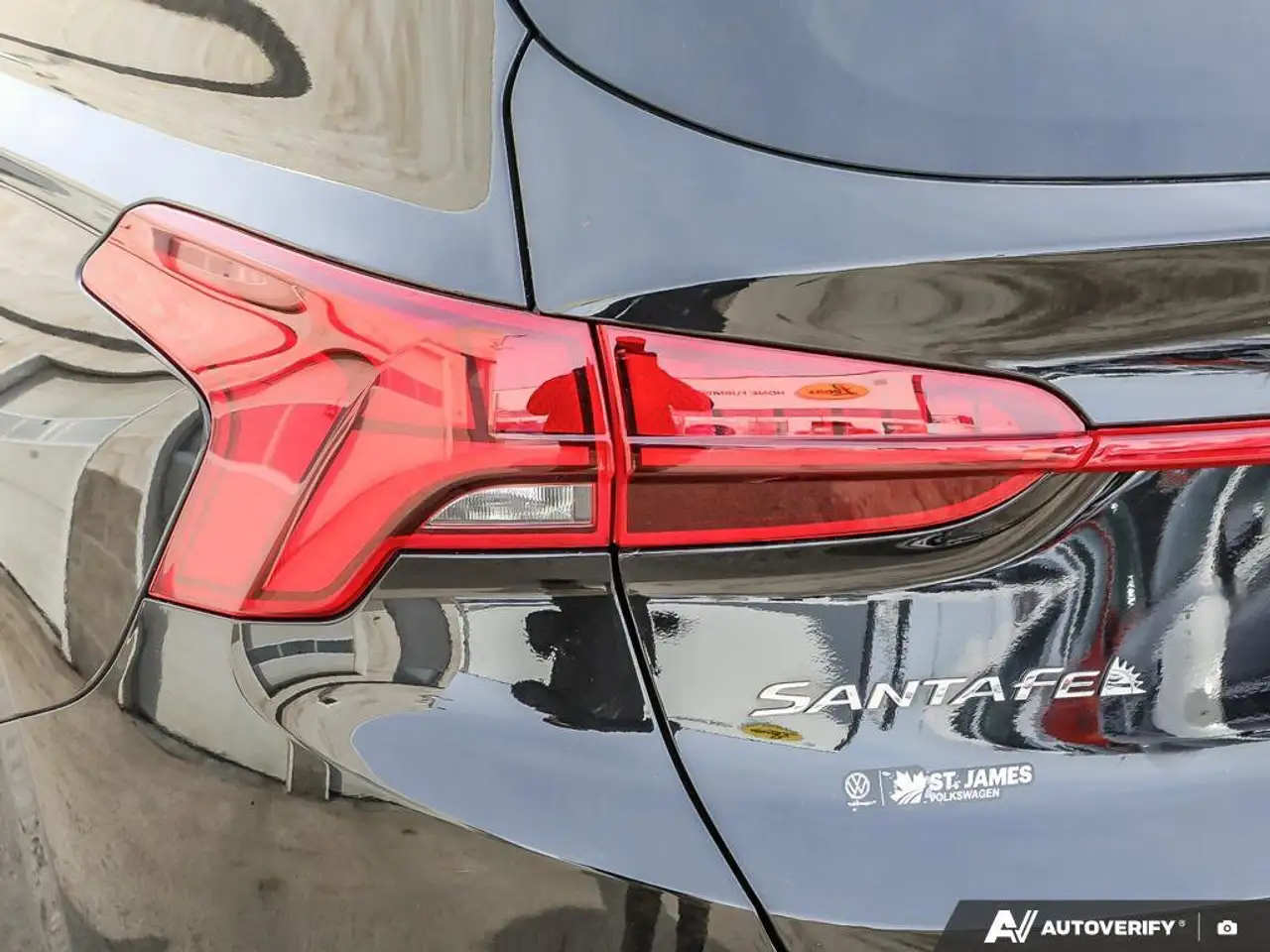 Hyundai SANTA FE photo Hyundai SANTA FE