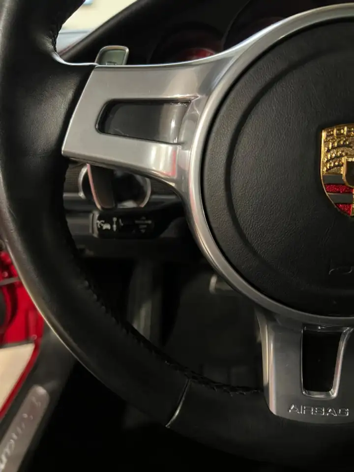 Porsche Panamera снимка Porsche Panamera