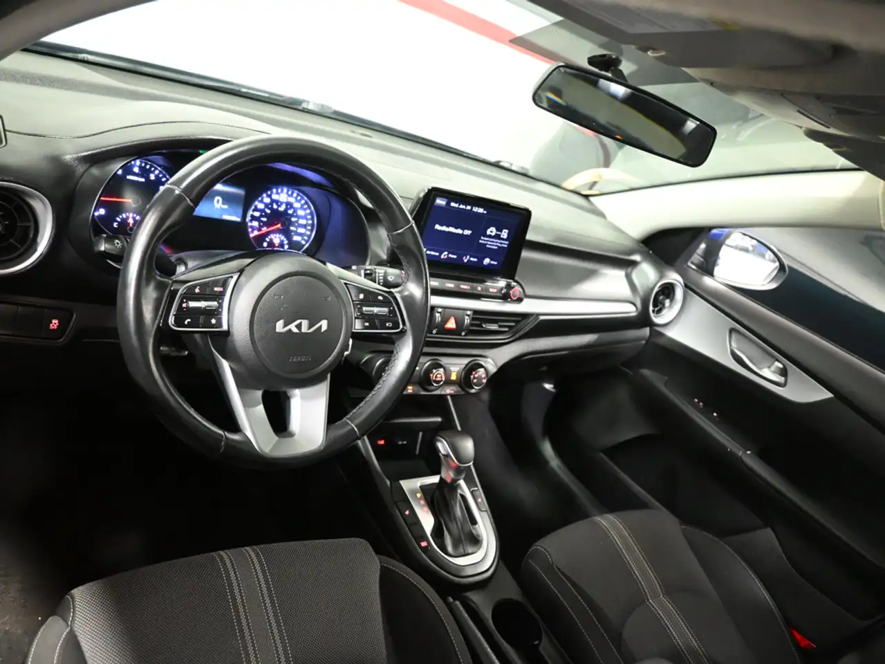 Kia Forte снимка Kia Forte