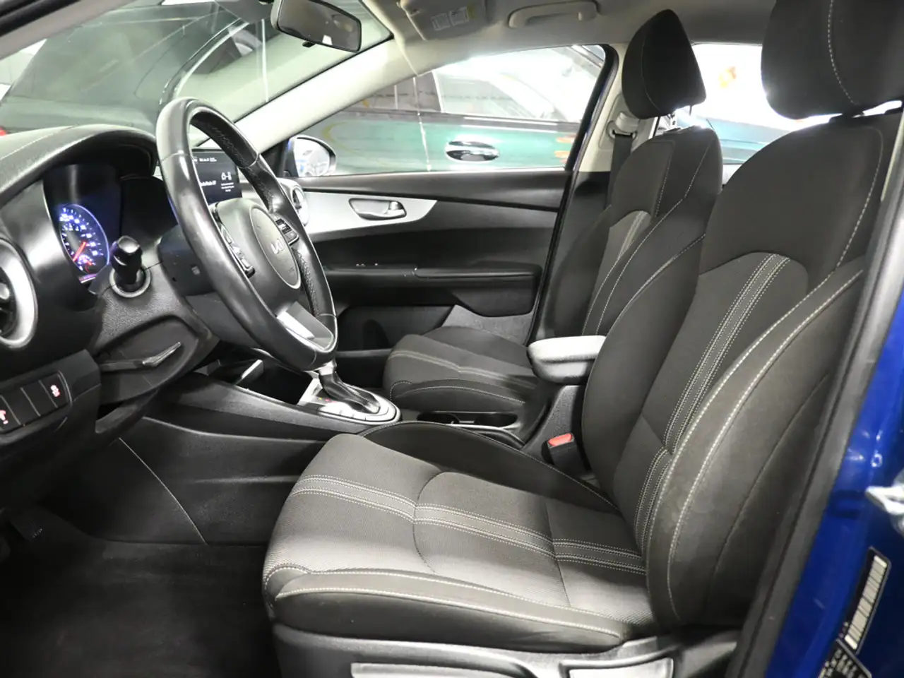 Kia Forte снимка Kia Forte