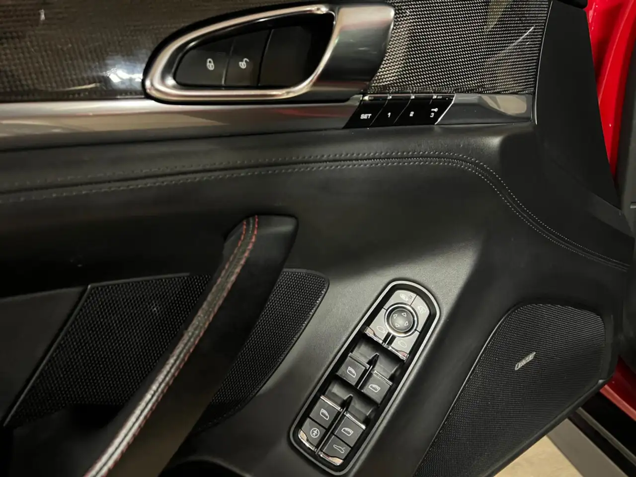 Porsche Panamera снимка Porsche Panamera