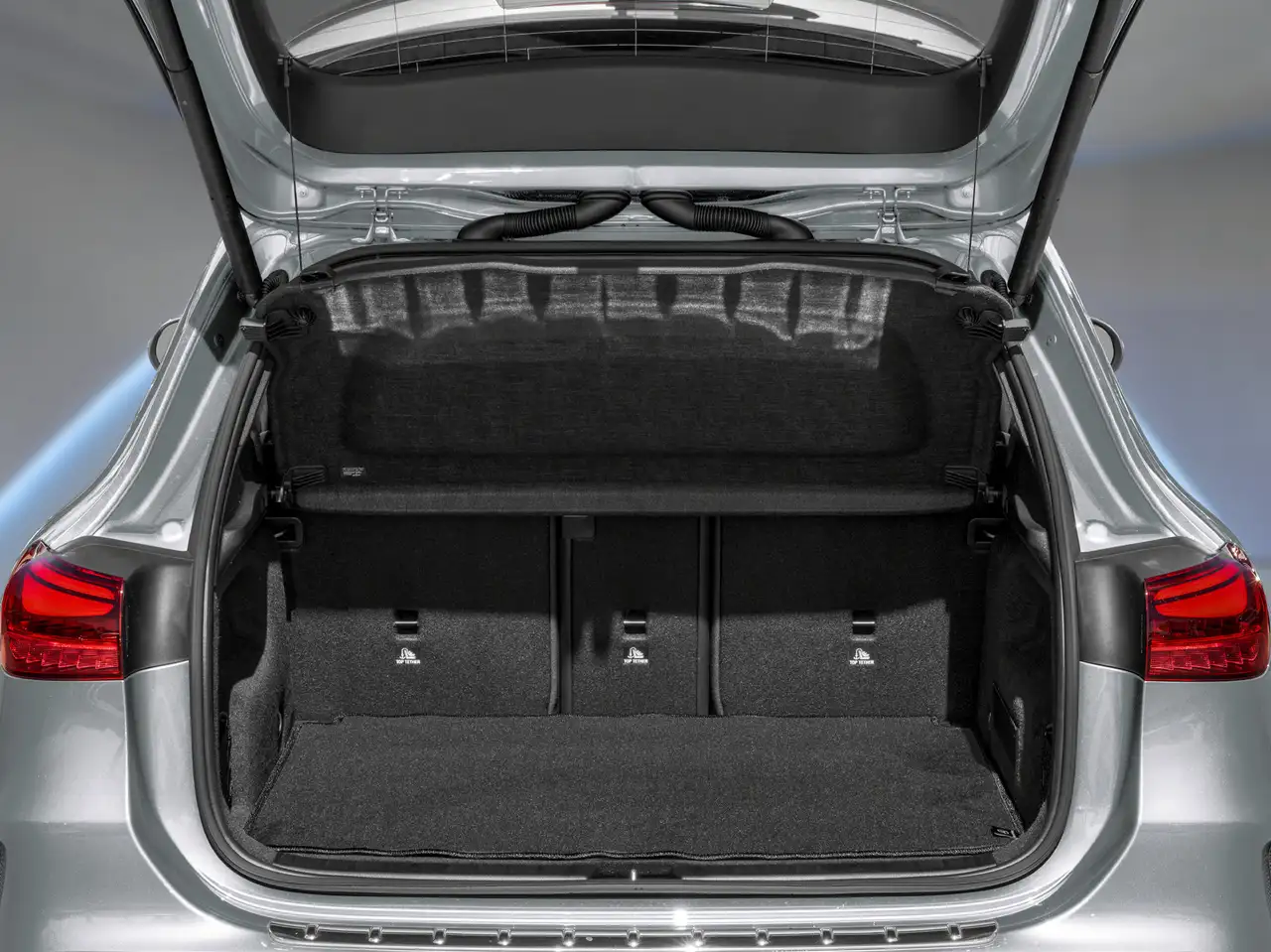Mercedes-Benz GLA photo Mercedes-Benz GLA