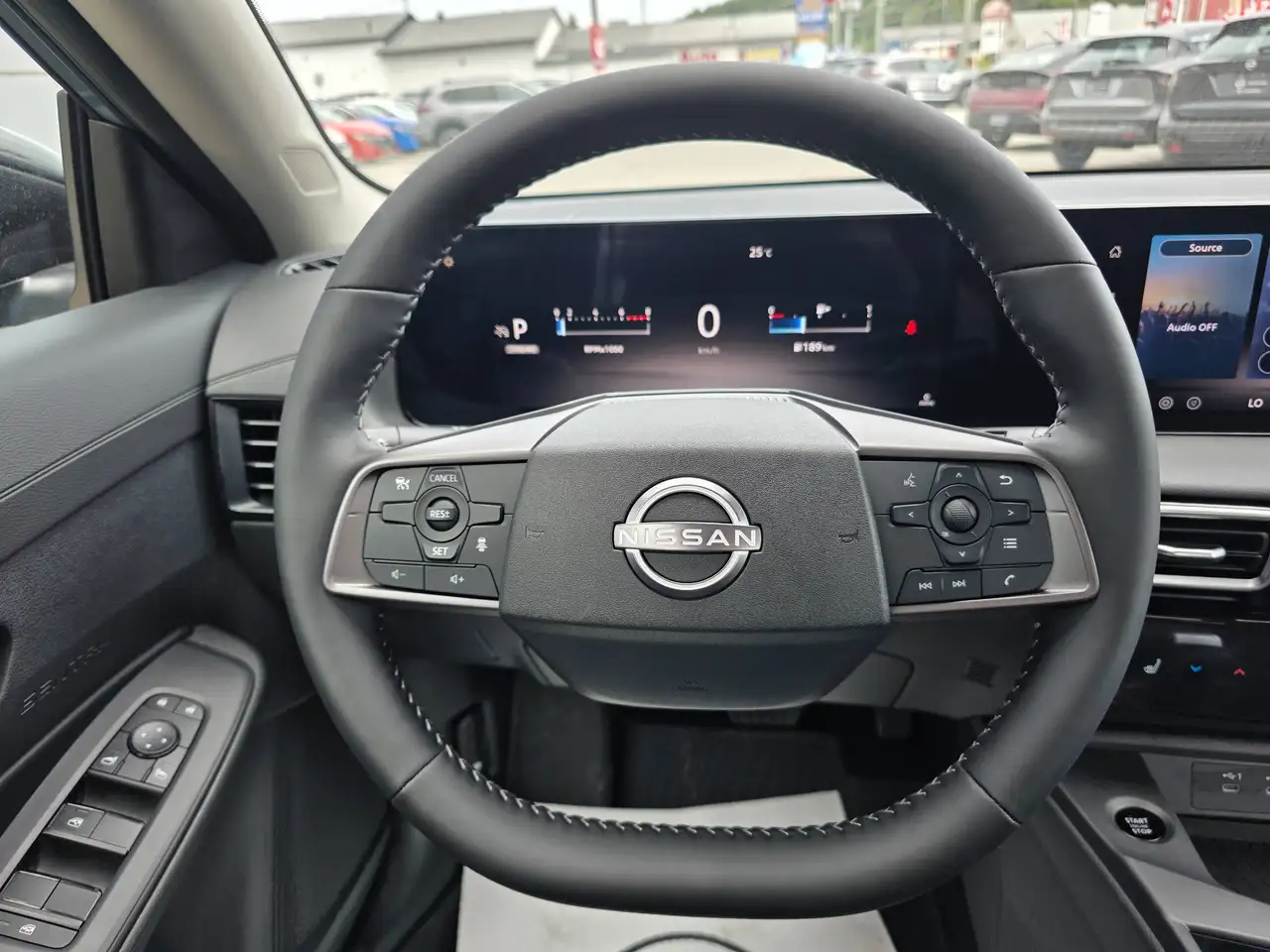 Nissan Sentra fotografie Nissan Sentra