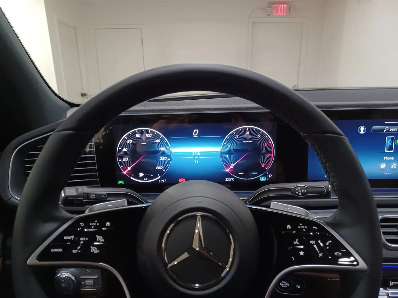 Mercedes-Benz GLE снимка Mercedes-Benz GLE