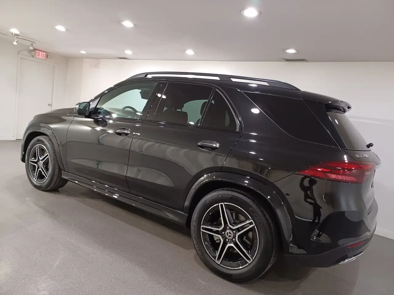 Mercedes-Benz GLE снимка Mercedes-Benz GLE