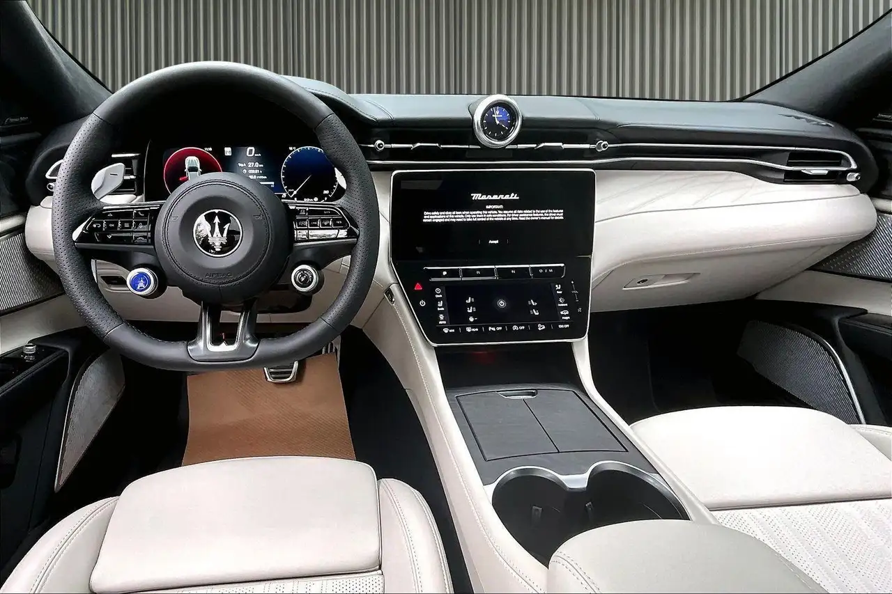 Maserati Grecale fotografie Maserati Grecale