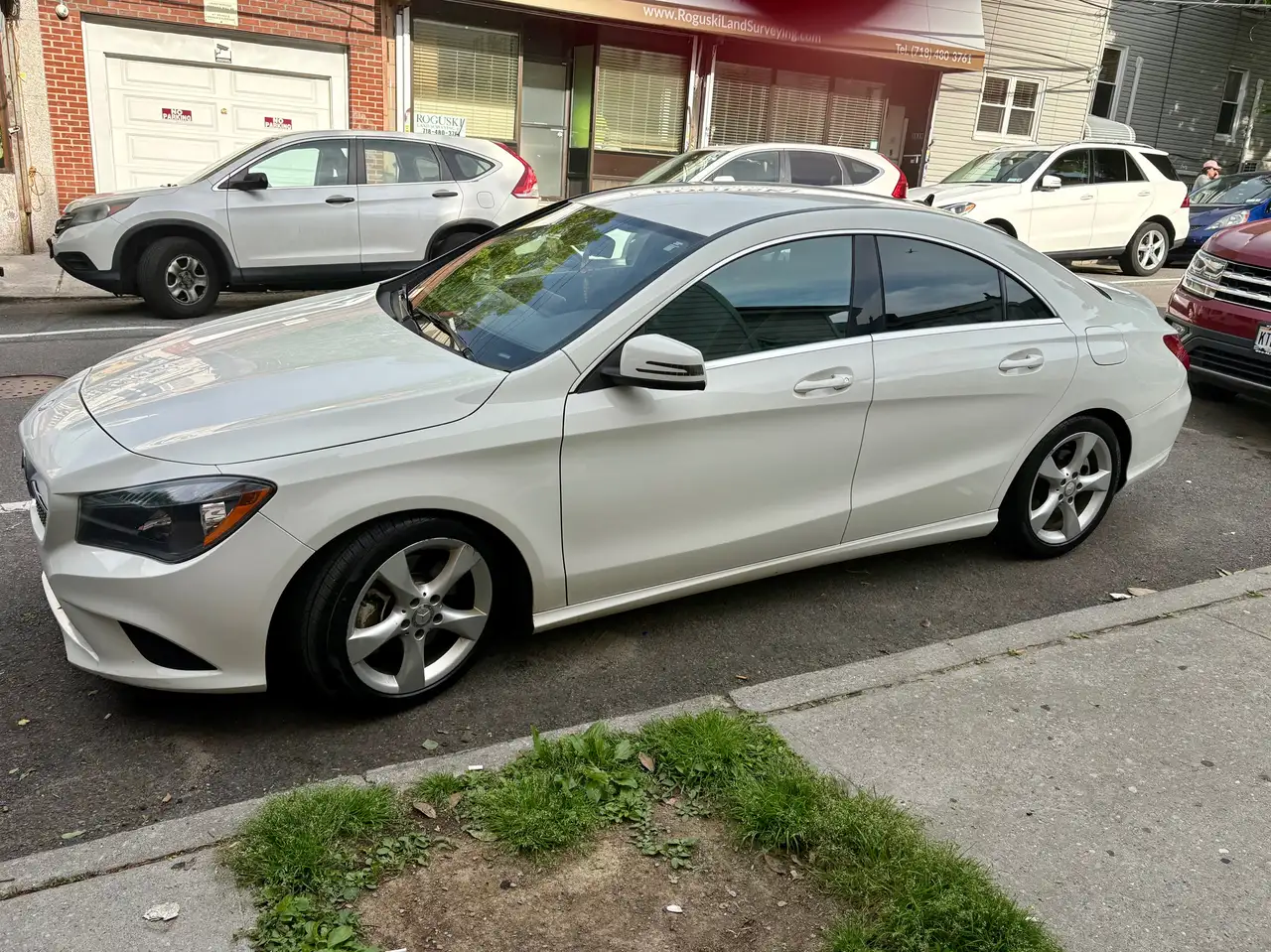 Mercedes-Benz CLA снимка Mercedes-Benz CLA