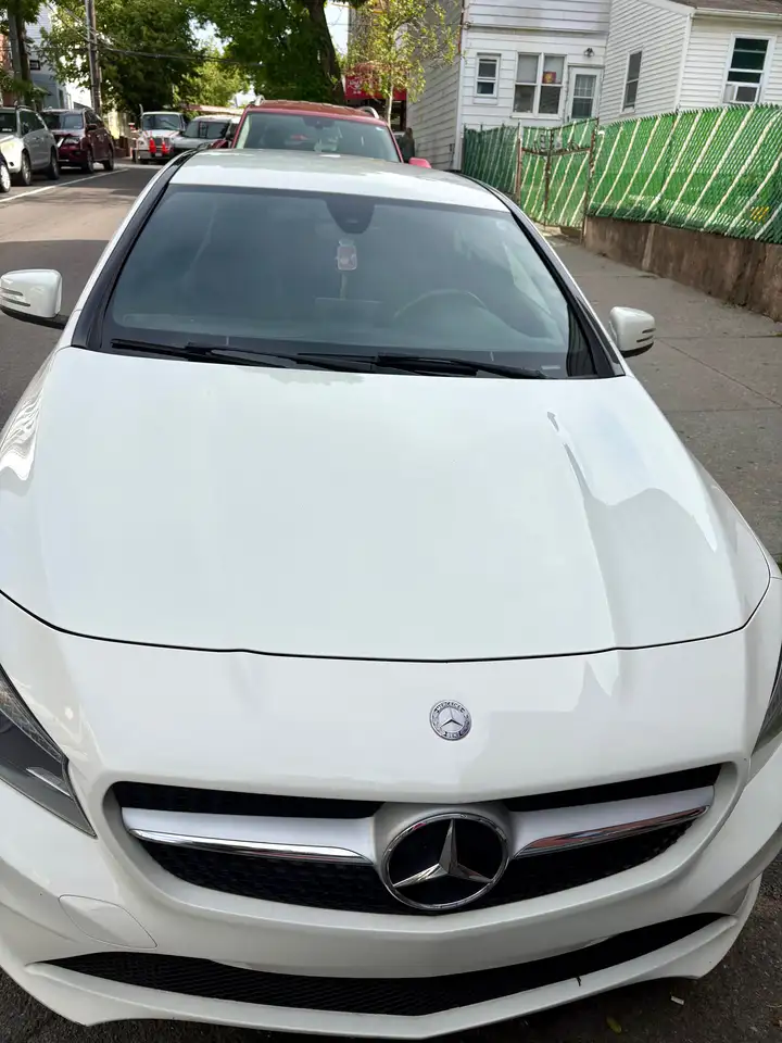 Mercedes-Benz CLA снимка Mercedes-Benz CLA
