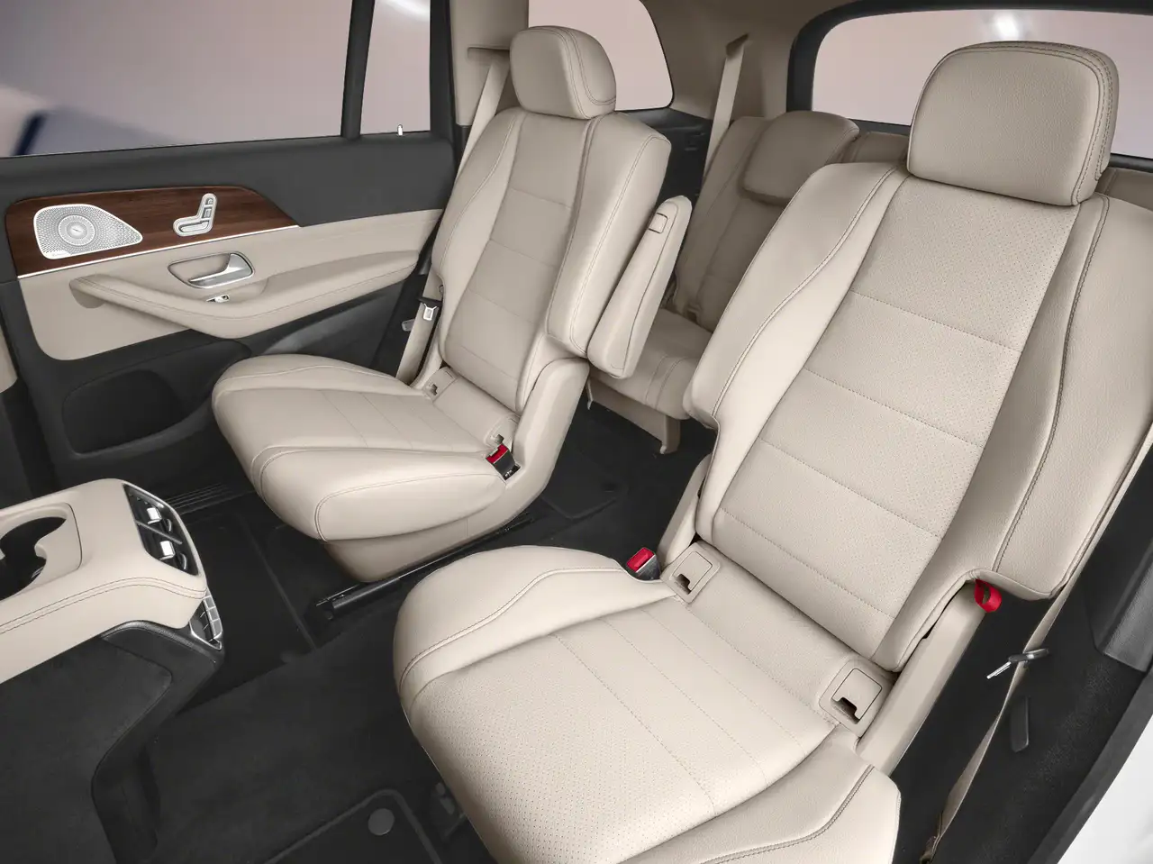 Mercedes-Benz GLS photo Mercedes-Benz GLS