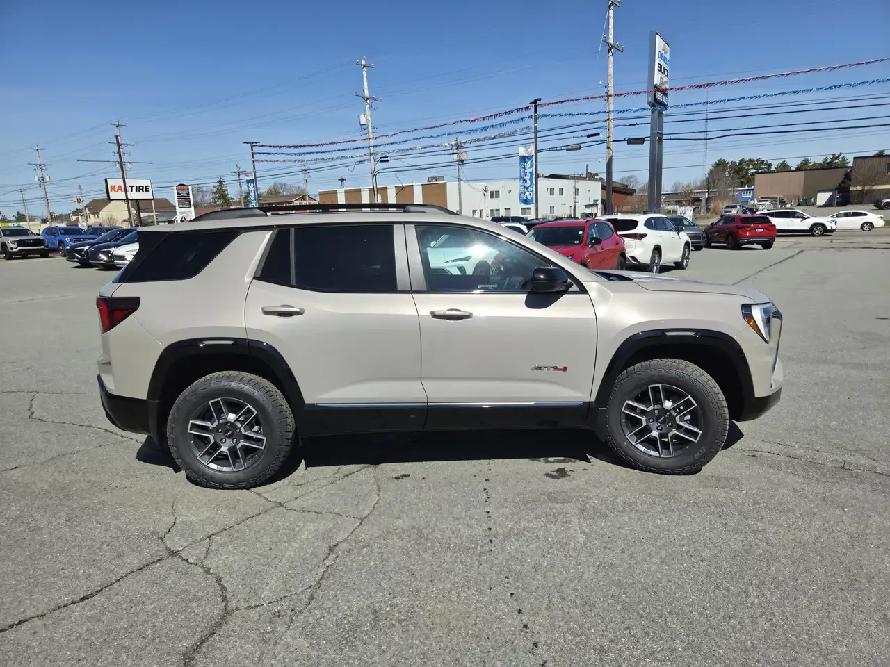 GMC Terrain photo GMC Terrain