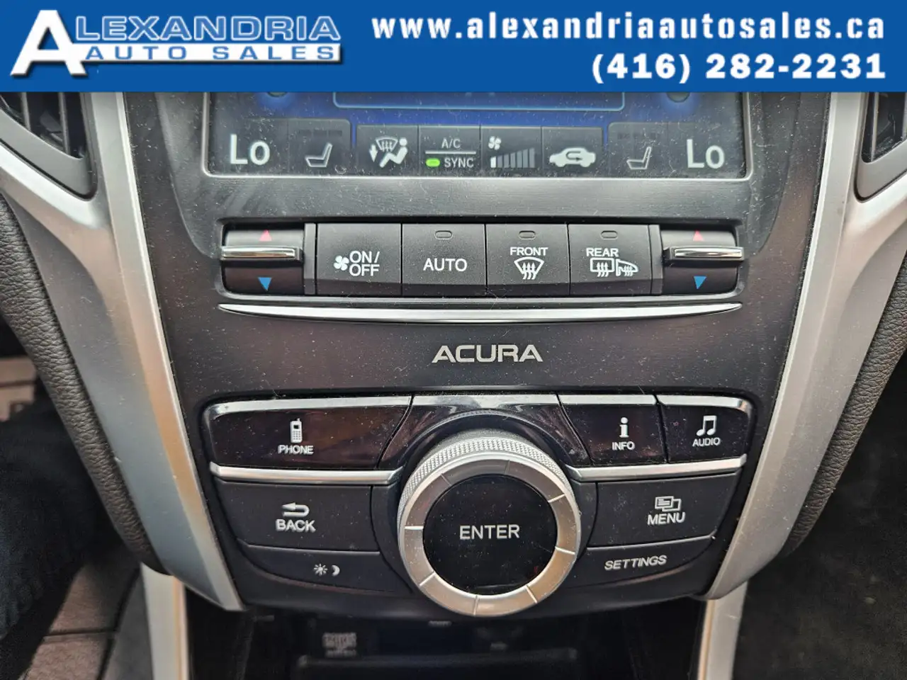 Acura TLX снимка Acura TLX