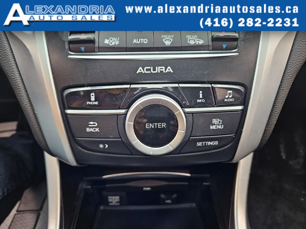 Acura TLX снимка Acura TLX