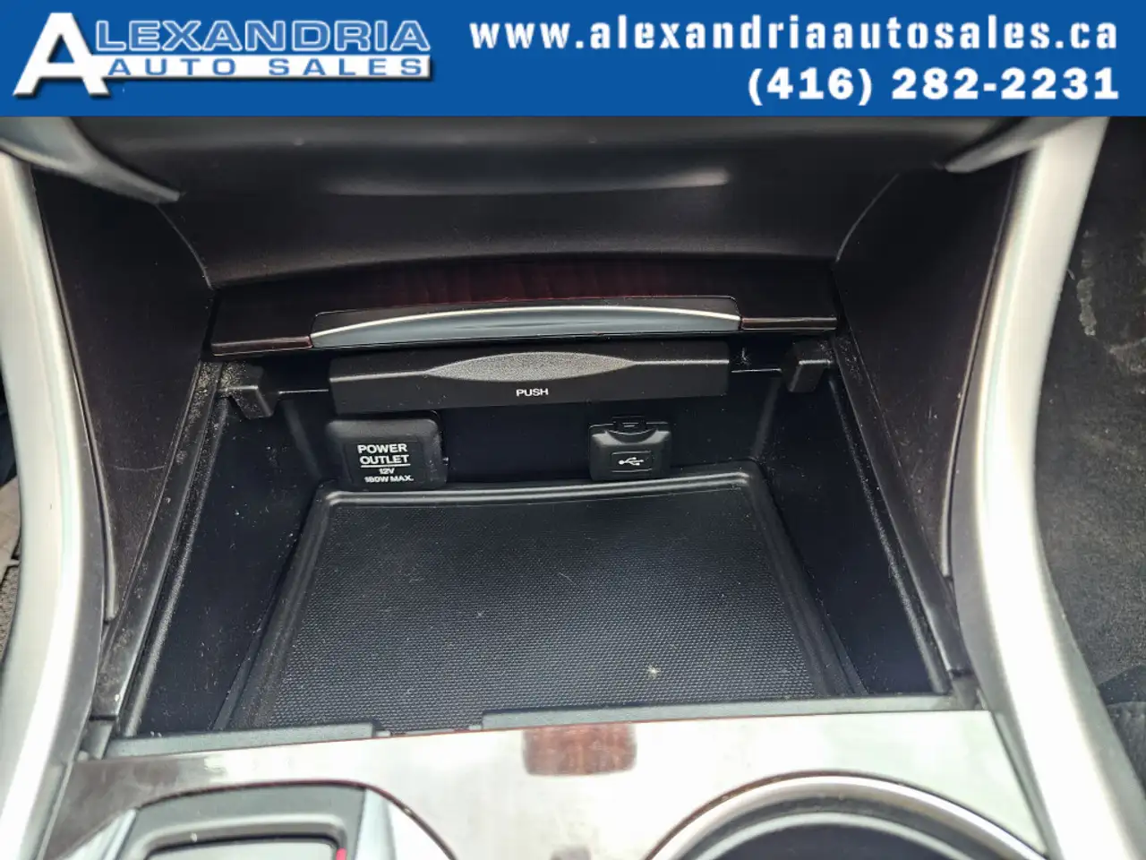 Acura TLX снимка Acura TLX