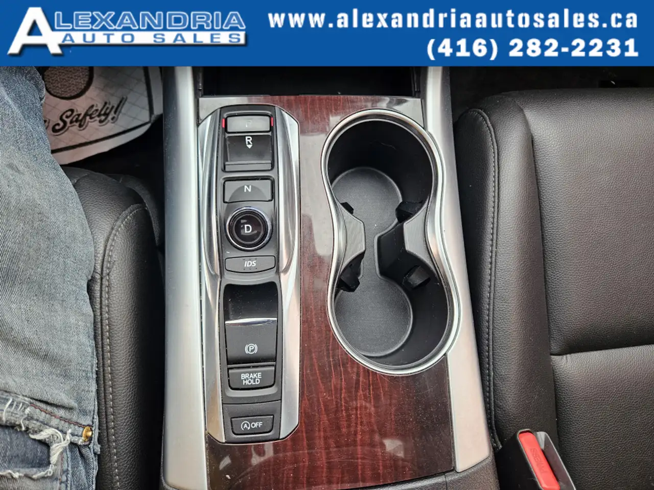 Acura TLX снимка Acura TLX