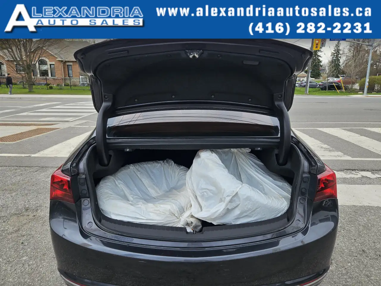 Acura TLX снимка Acura TLX