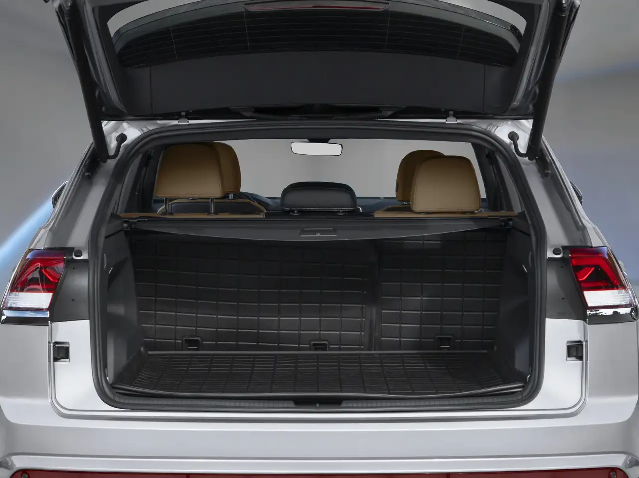 Volkswagen Atlas photo Volkswagen Atlas