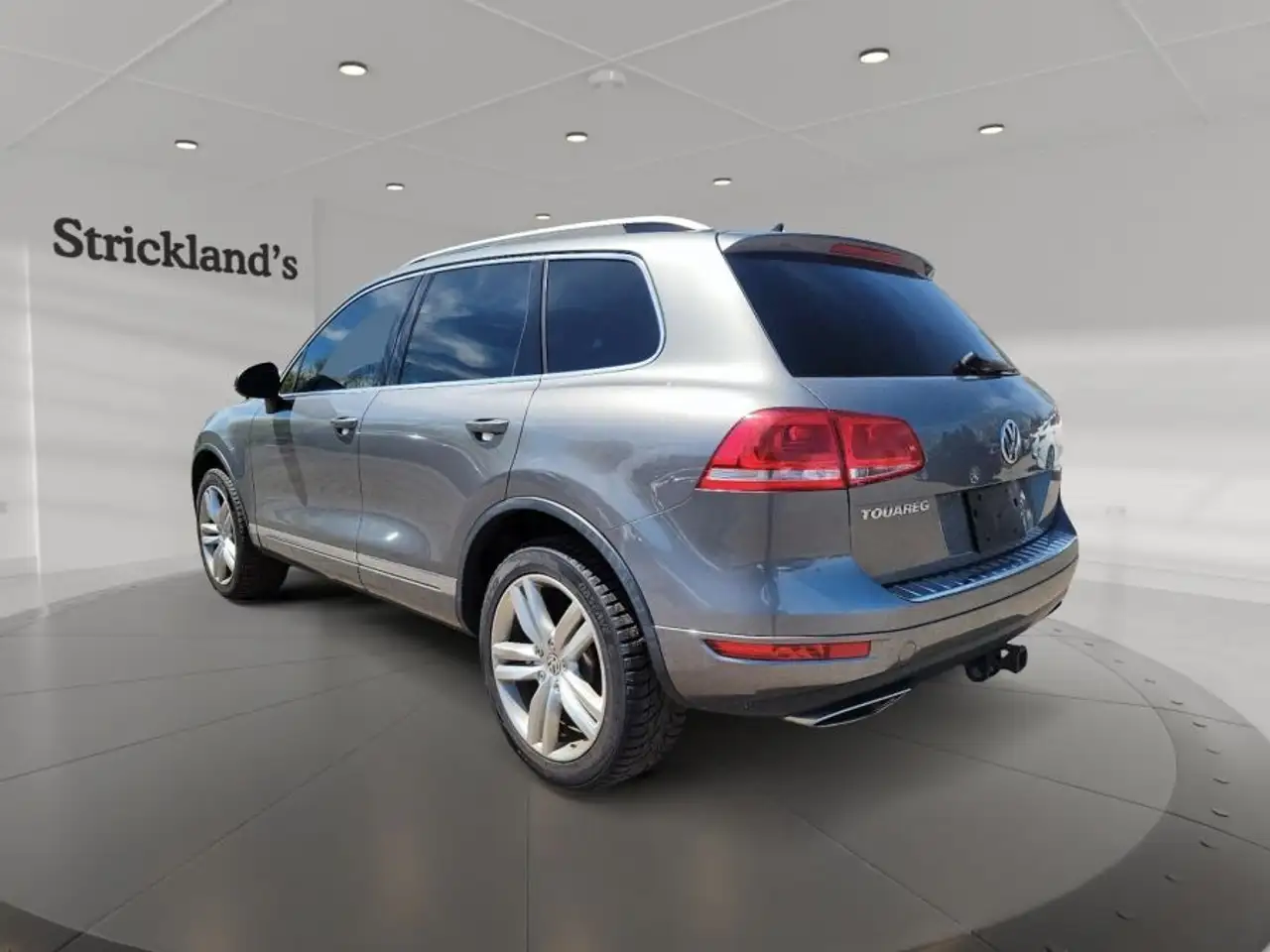 Volkswagen Touareg photo Volkswagen Touareg