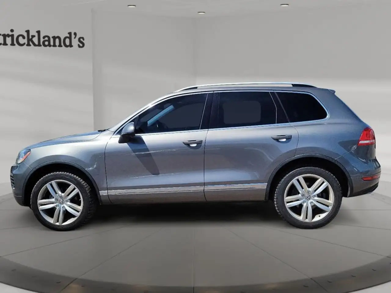 Volkswagen Touareg photo Volkswagen Touareg