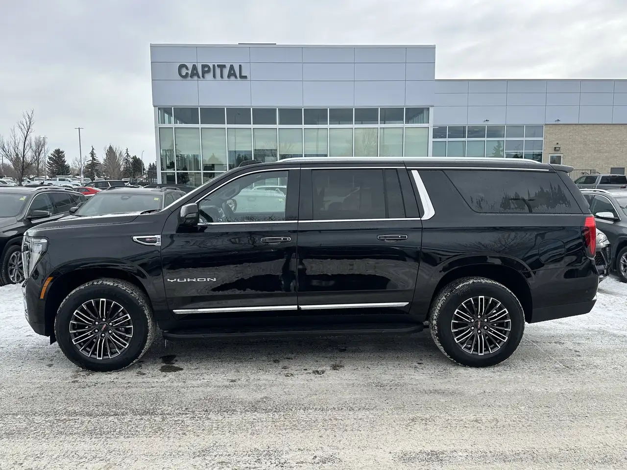 GMC Yukon снимка GMC Yukon