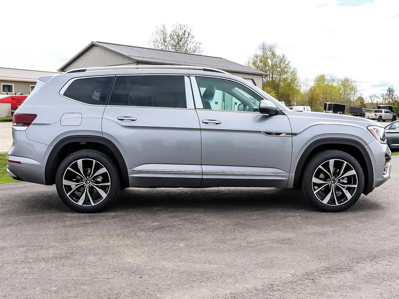 Volkswagen Atlas photo Volkswagen Atlas