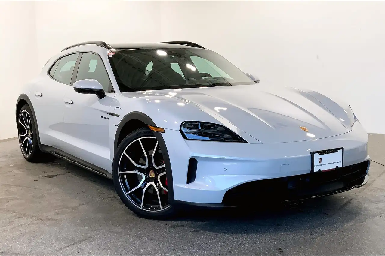 Porsche Taycan снимка Porsche Taycan