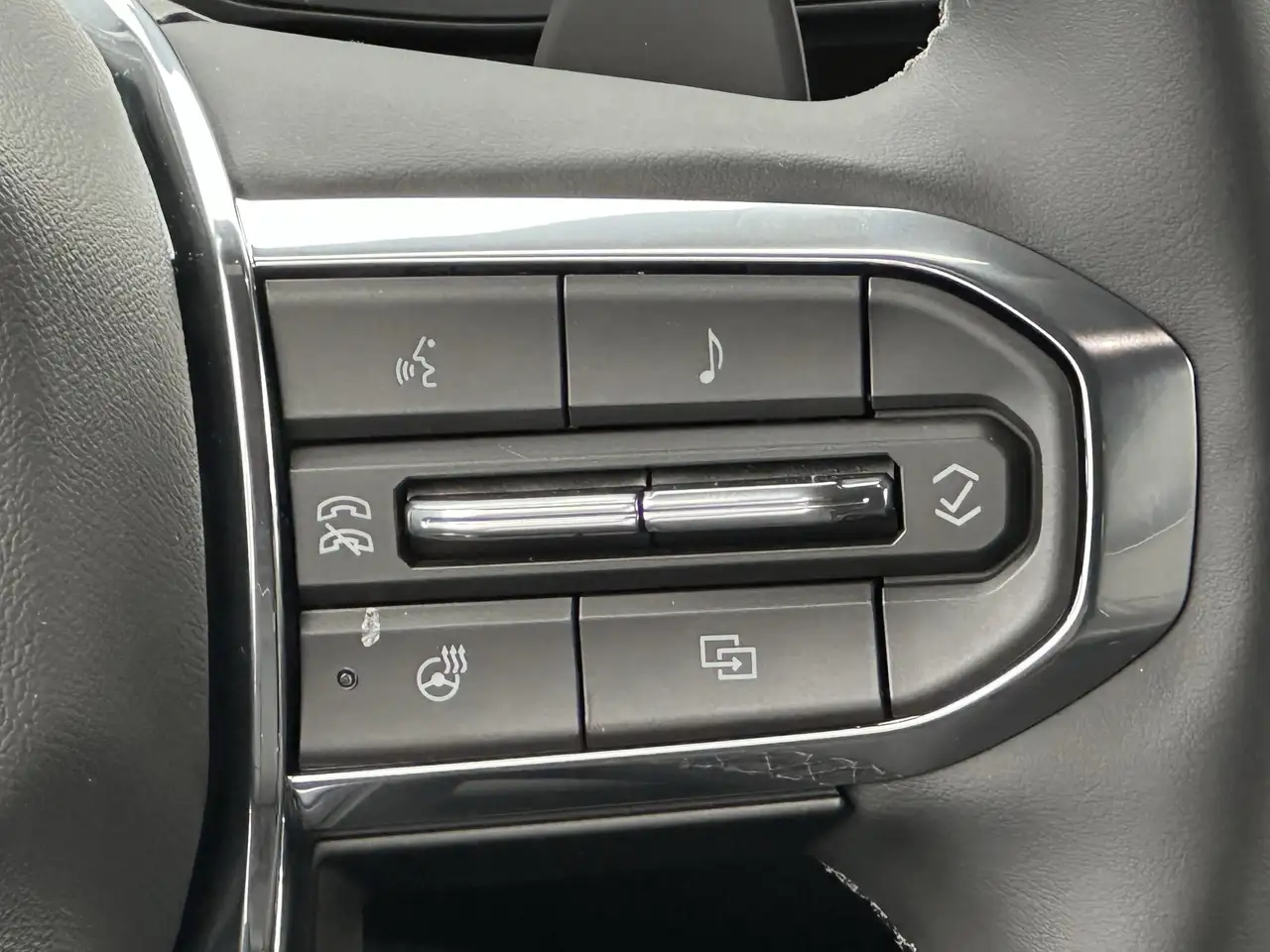 GMC Yukon снимка GMC Yukon