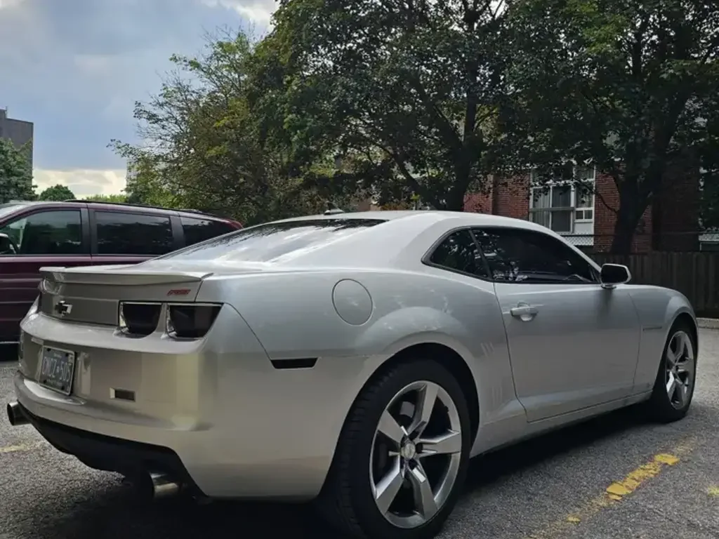 Chevrolet Camaro снимка Chevrolet Camaro