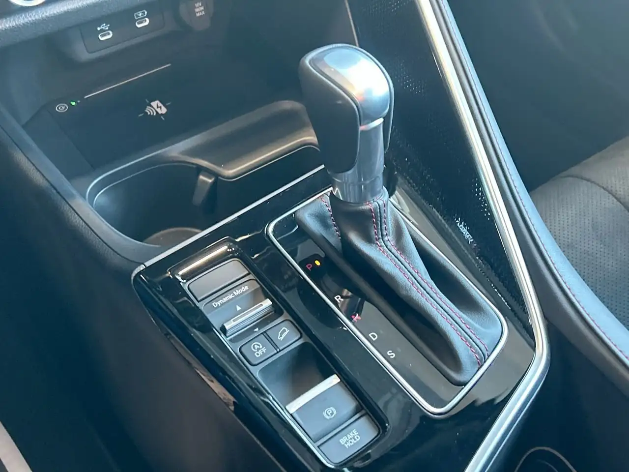 Acura ADX снимка Acura ADX
