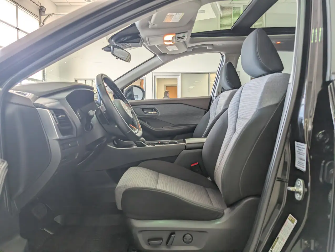 Nissan Rogue fotografie Nissan Rogue
