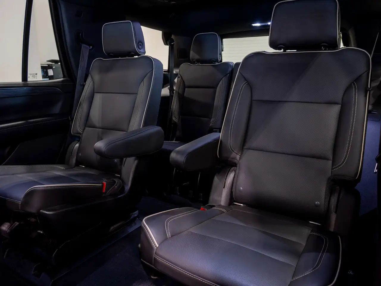 GMC Yukon photo GMC Yukon
