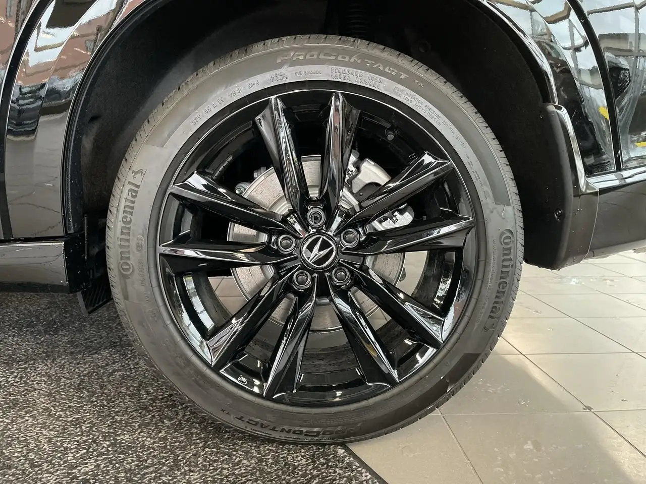 Acura ADX снимка Acura ADX