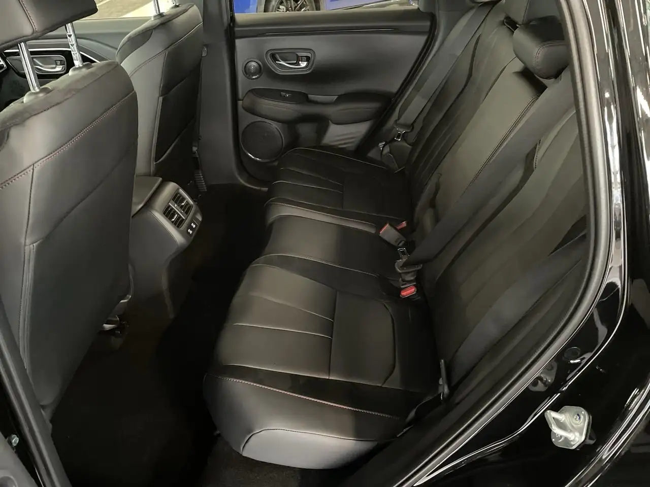 Acura ADX снимка Acura ADX