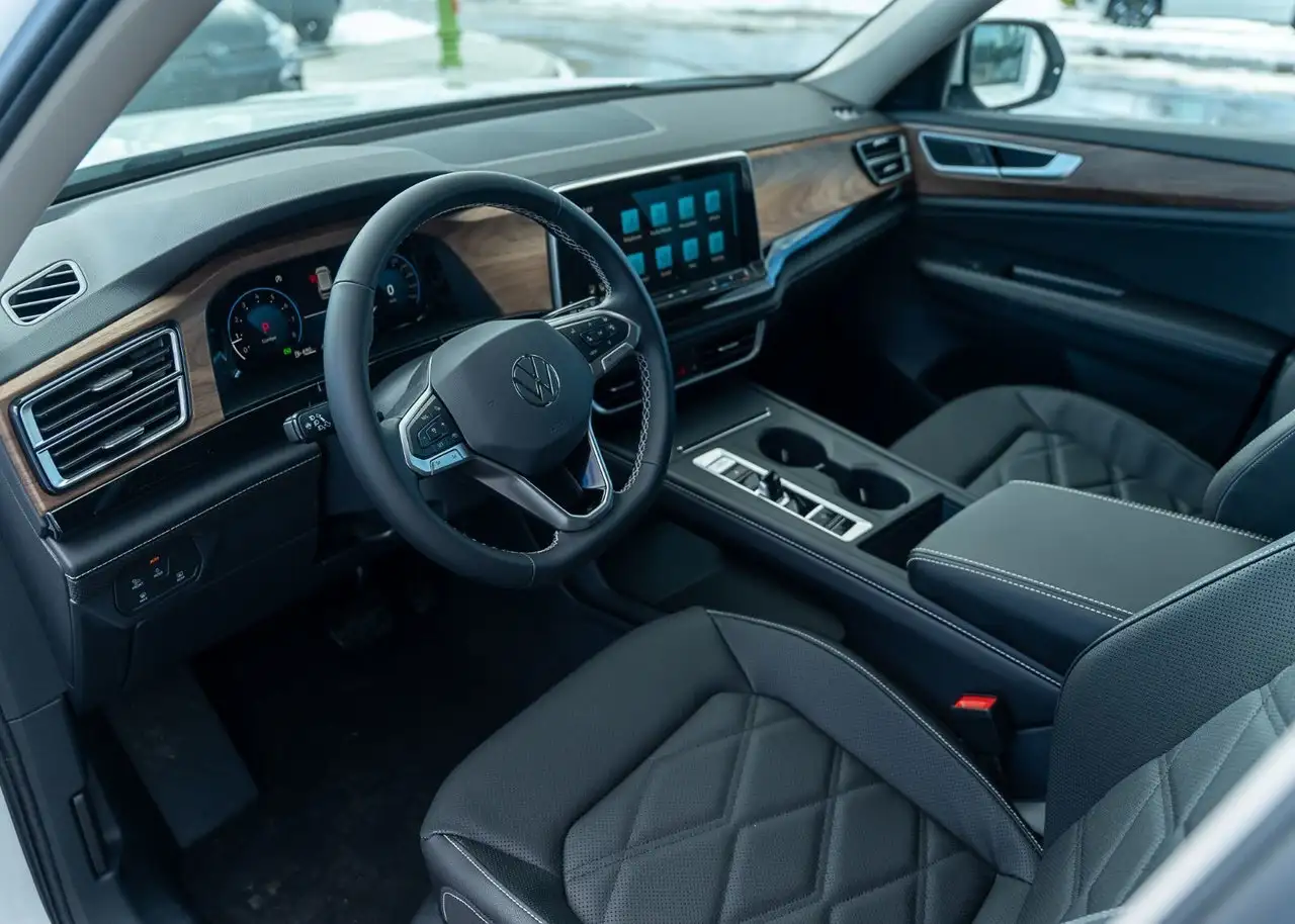 Volkswagen Atlas снимка Volkswagen Atlas