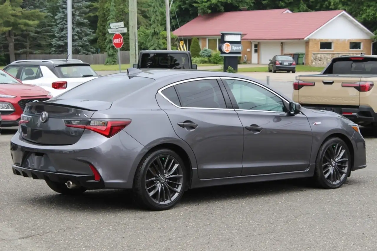 Acura ILX снимка Acura ILX