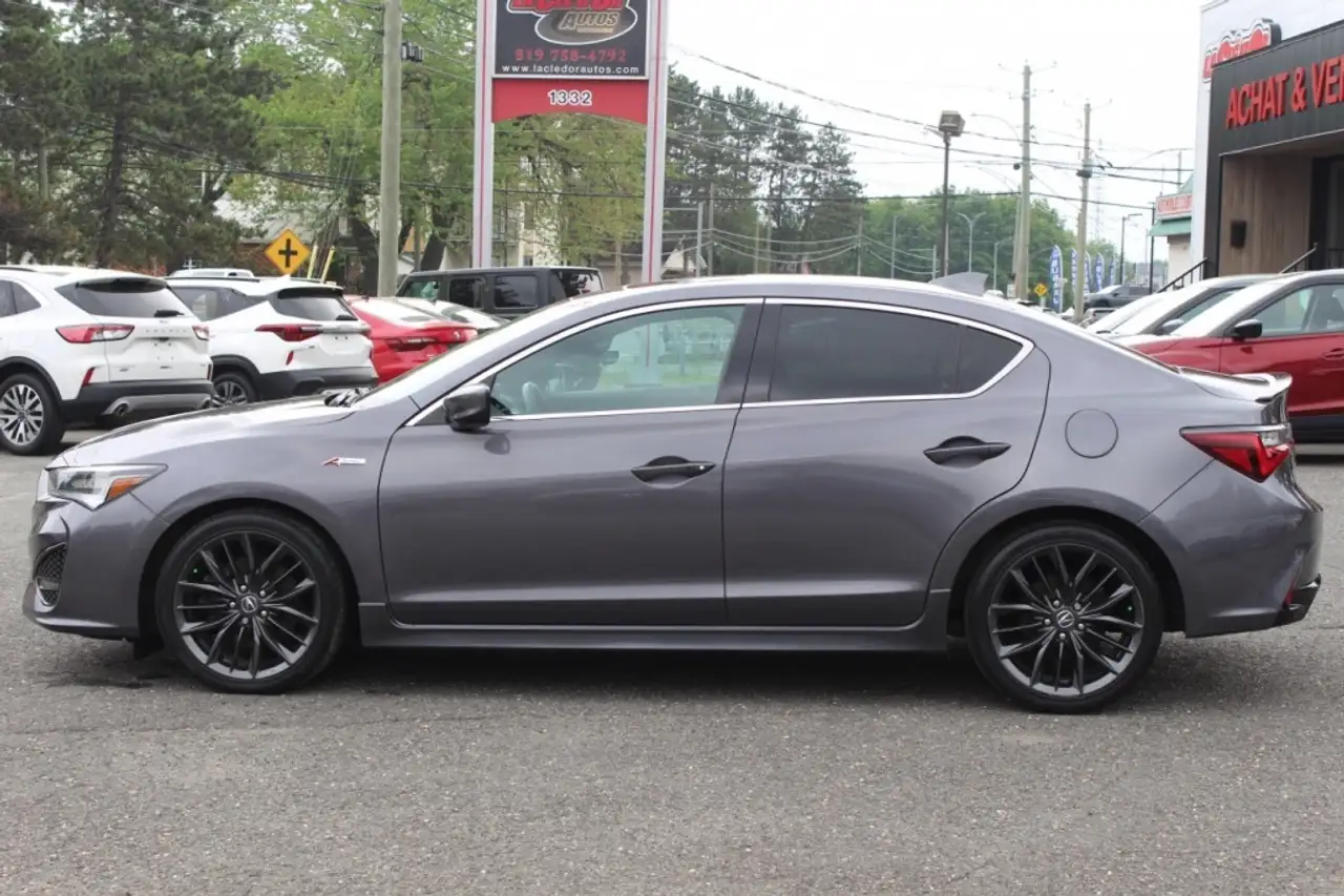 Acura ILX снимка Acura ILX