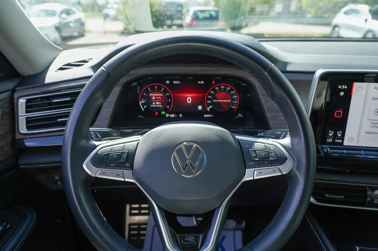 Volkswagen Atlas photo Volkswagen Atlas