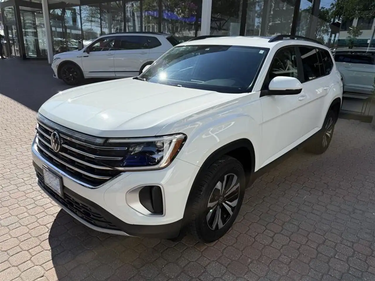 Volkswagen Atlas снимка Volkswagen Atlas