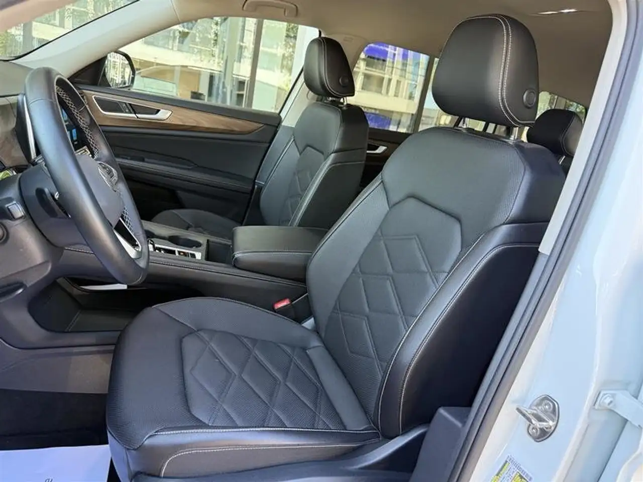 Volkswagen Atlas снимка Volkswagen Atlas