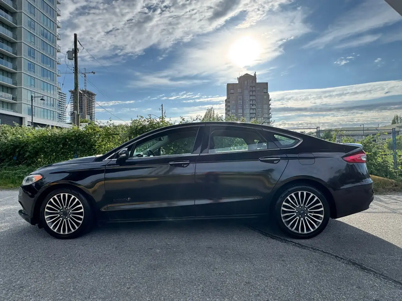 Ford Fusion Hybrid снимка Ford Fusion Hybrid