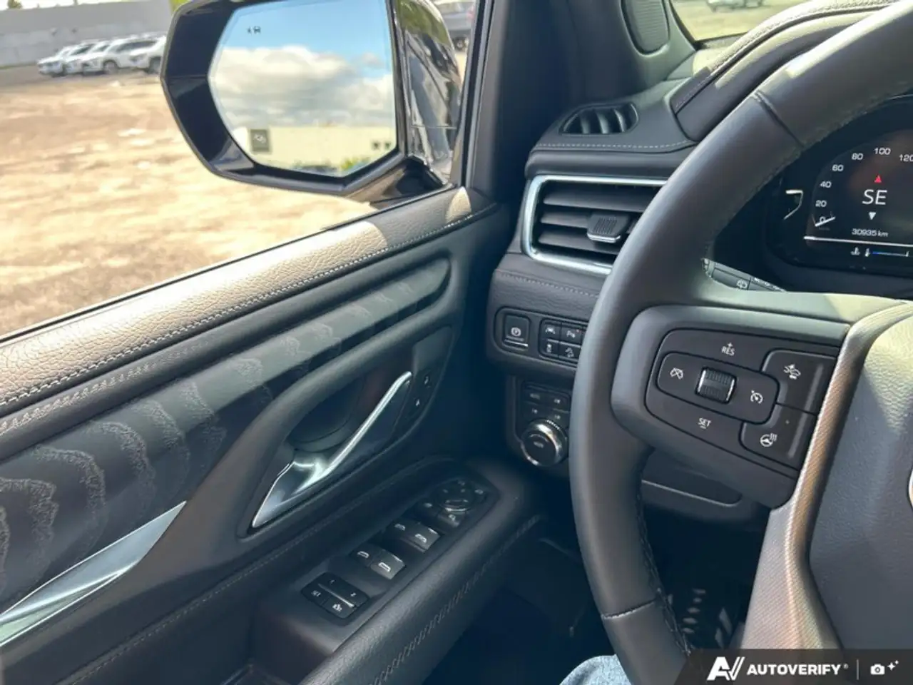 GMC Yukon снимка GMC Yukon